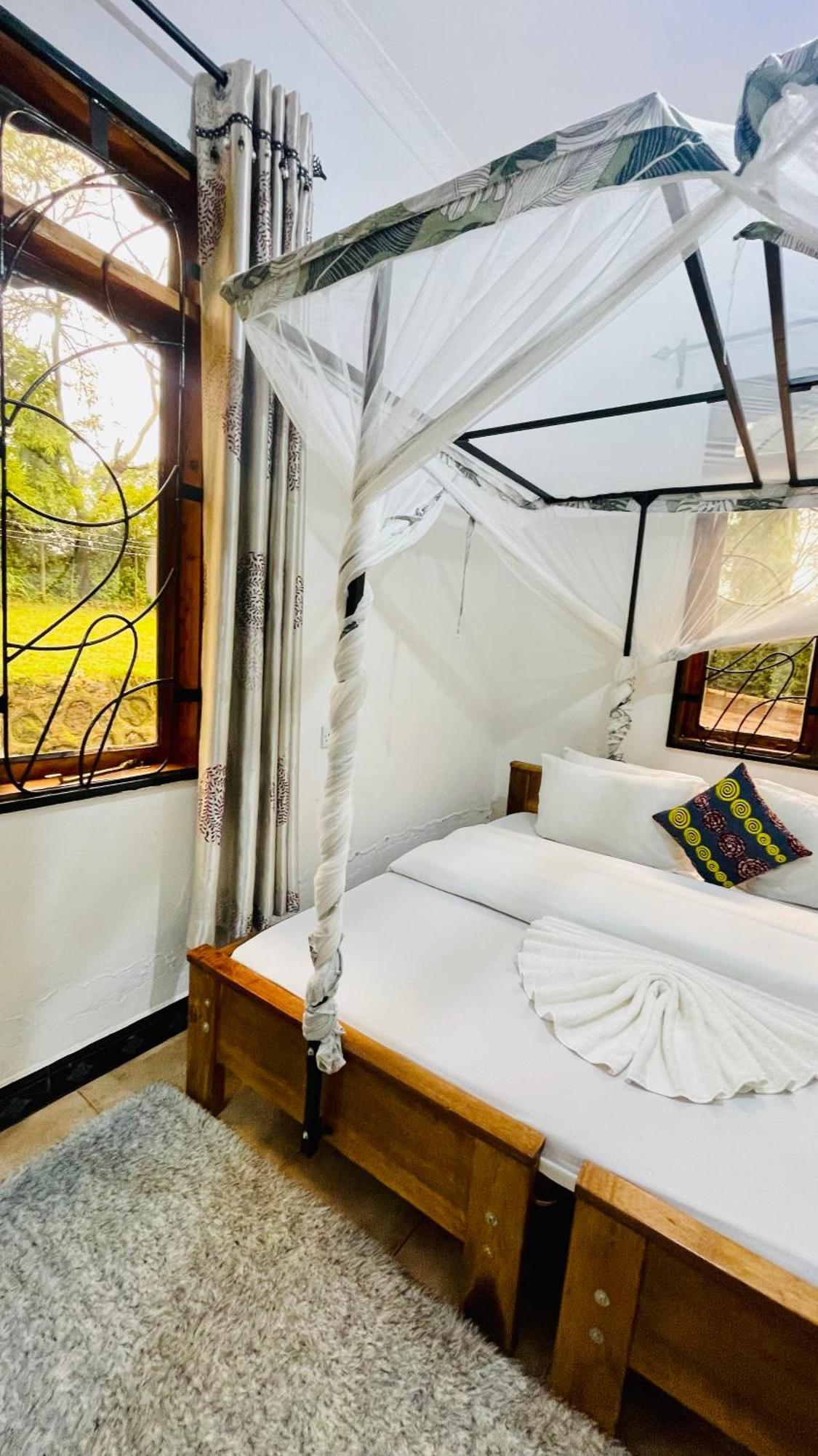 Sophie Homestay Moshi Buitenkant foto