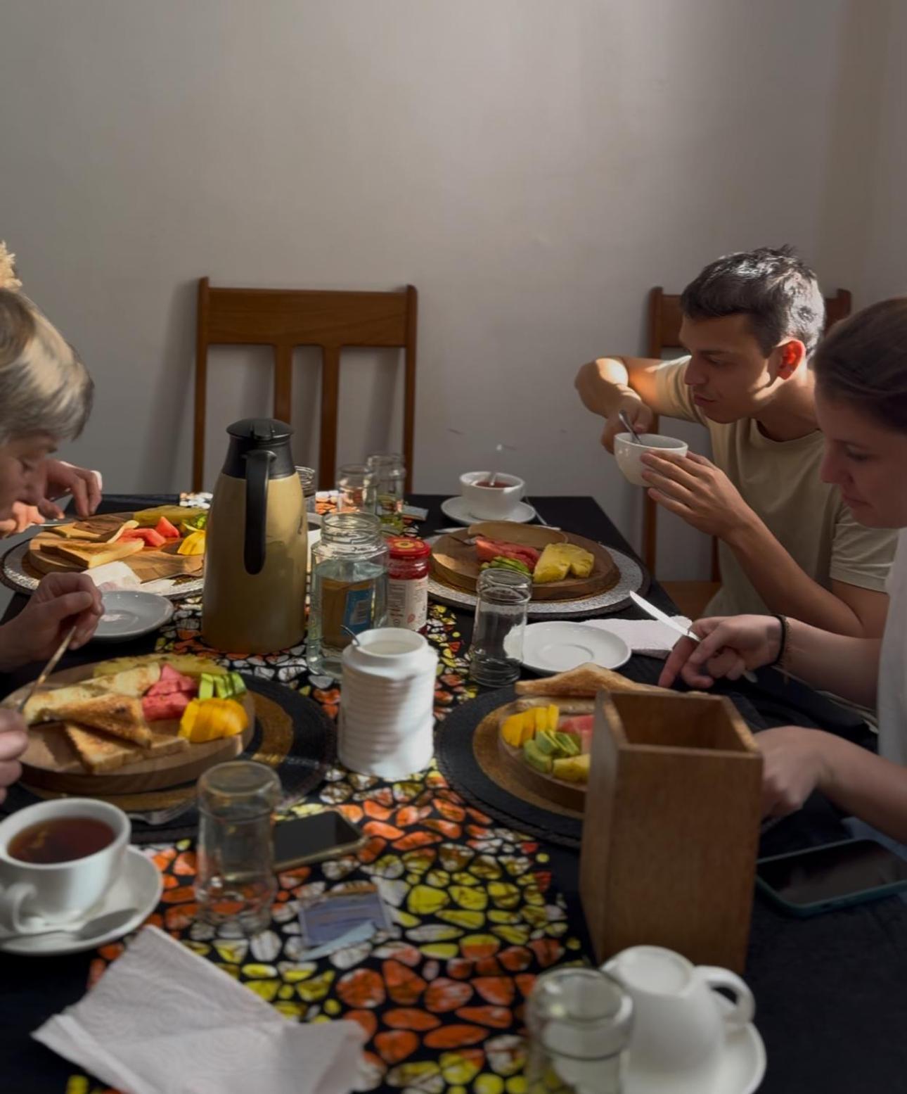 Sophie Homestay Moshi Buitenkant foto